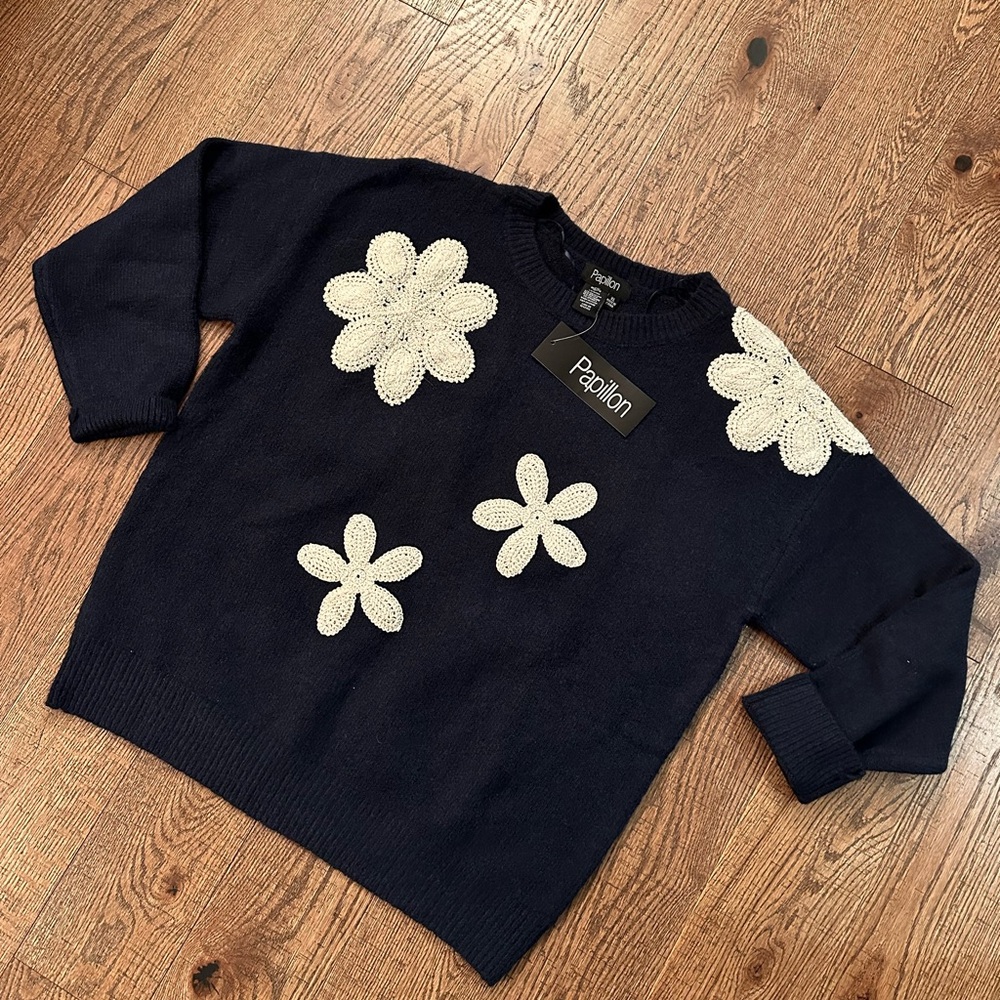 Papillon Blanc Navy Sweater with Cream Crochet Flower Appliqués